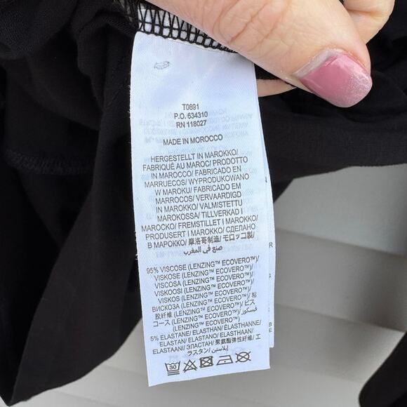 Boden size 8 Black Faux Wrap Ruffle Neckline Long Sleeve Blouse - Picture 5 of 7